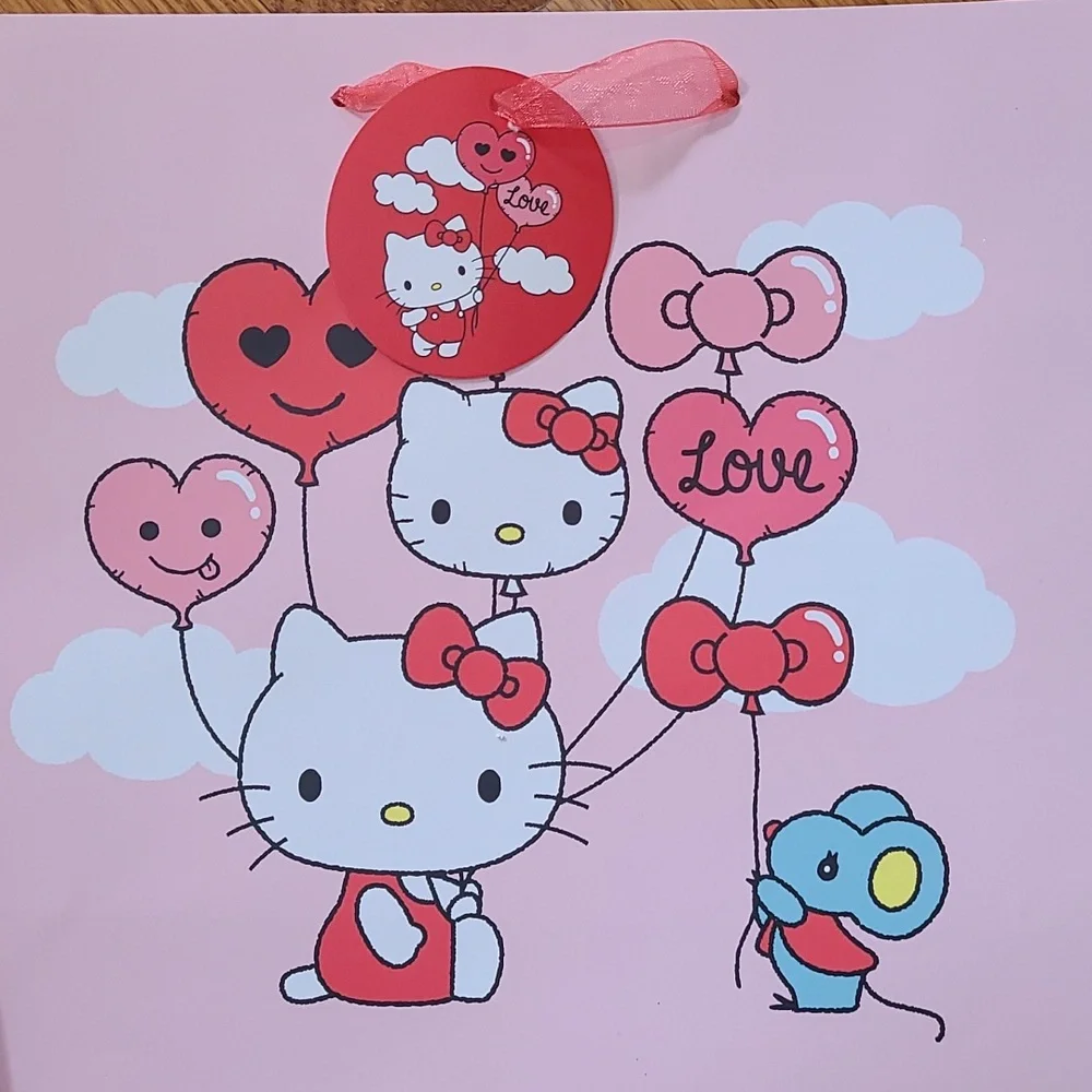 Hello Kitty Valentine's Day Gift Bag Set ❤